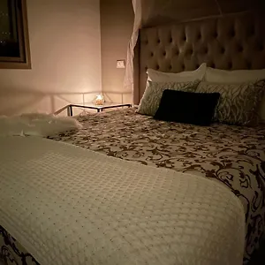Bed & Breakfast D'hote Close To The Airport Med 5 & Market
